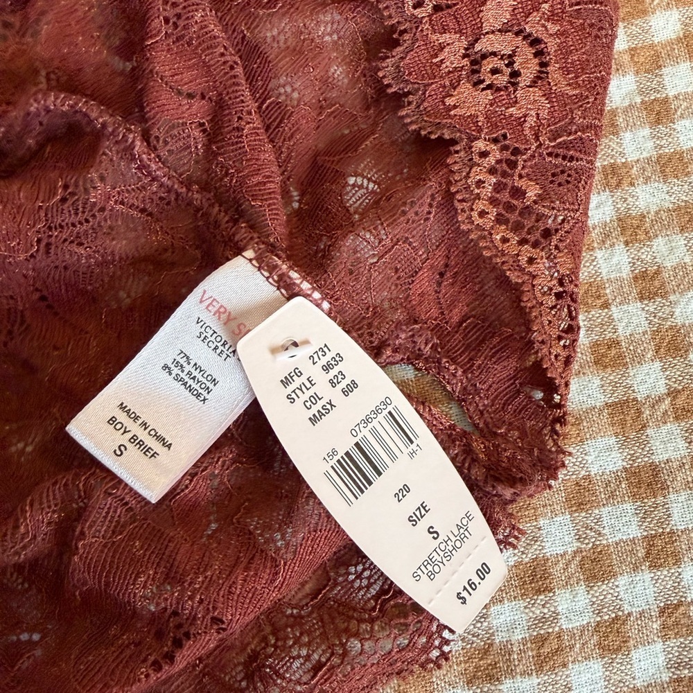 Victoria's Secret Burgundy Lace Panties NWT - Picture 3 of 4